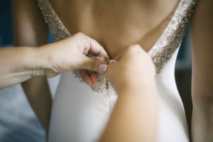 fotografia de bodas en Madrid galicia toledo, fotografa milena martinez preparativos ceremonia iglesia novia vestido nupcial